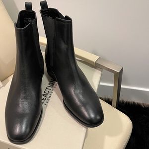 Black Leather Boots - Kenneth Cole Reaction Sz 8 1/2